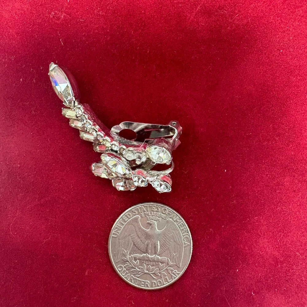 Vintage Rhinestone Earclips - Picture 3 of 7